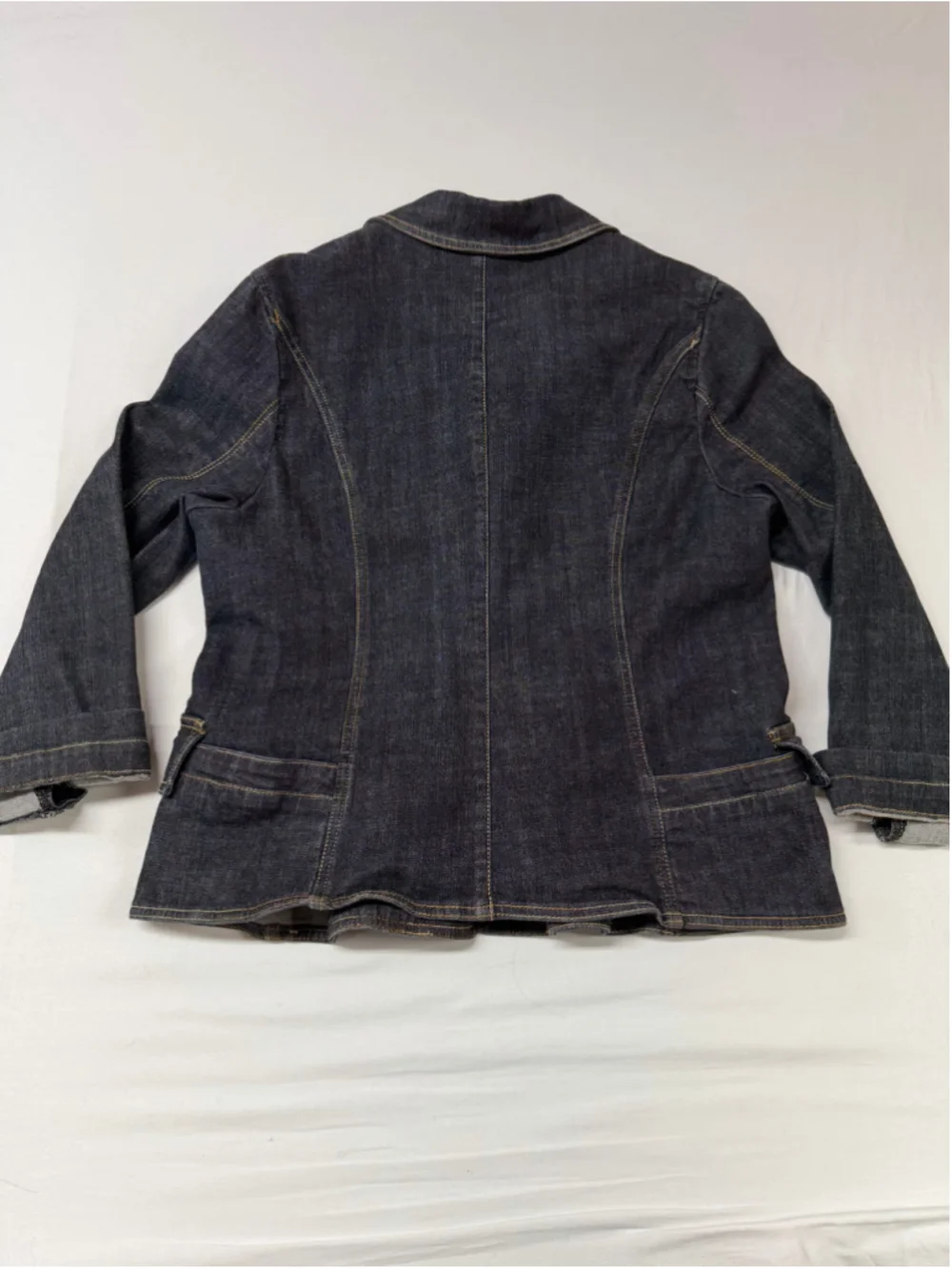 Dark Wash Women’s Denim Blazer Jacket Contrasting Stitch Button and zipper